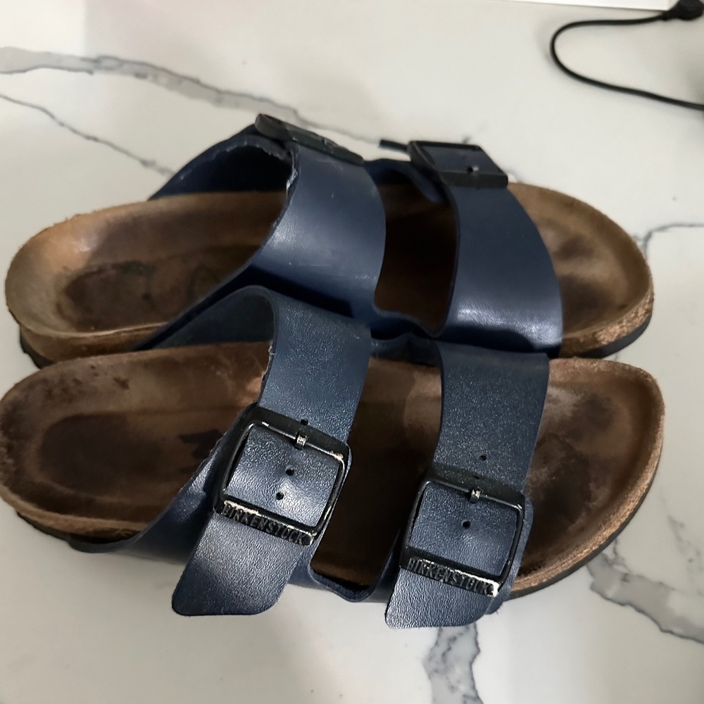 Birkenstocks Arizona Soft Footbed - Birko-Flor. NAVY